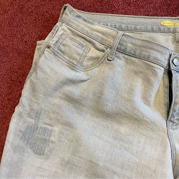 Old navy boyfriend jeans (16 short) - Picture 4 of 5